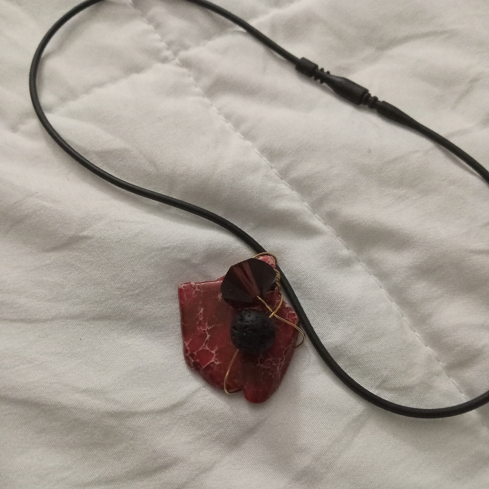 Hand Crafted Pink turquoise essential oils diffuser aromatherapy necklace New